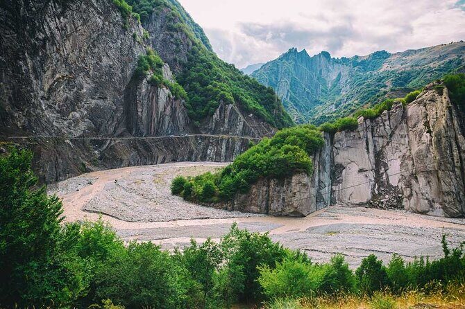 3 day tour in Azerbaijan - visit most of sightseeings - Price and Logistics: is $280 a smart value?