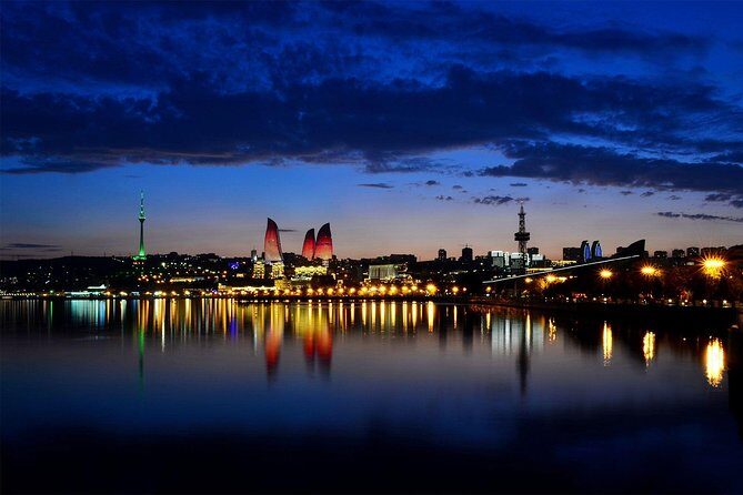 4 days Baku - Sheki tour in Azerbaijan - Nizami Street and Fountain Square: your easy first taste of old-meets-new