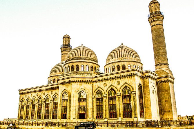4 Days Tour: Airport Pickup + Old City + Night Tour + Day Trip Baku + Gabala - Who this tour suits best (and who should rethink it)