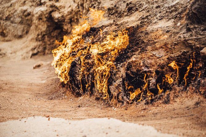 All inclusive! Qobustan, Mud Vulcano, Ateshgah & Yanardag Fire Mountain Tour - A practical way to see Baku’s fire and ancient-rock circuit in one day