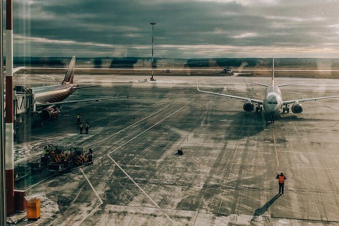 Baku Airport Private Transfer Service - Language Reality: Helpful Driver, No English Guarantee