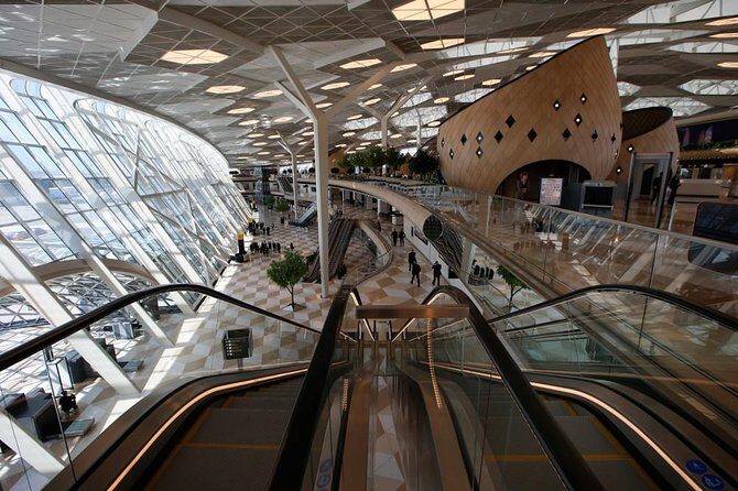Baku Airport Transfer with Meet and Greet - The “Meet Someone at the Door” Advantage at Heydar Aliyev Airport
