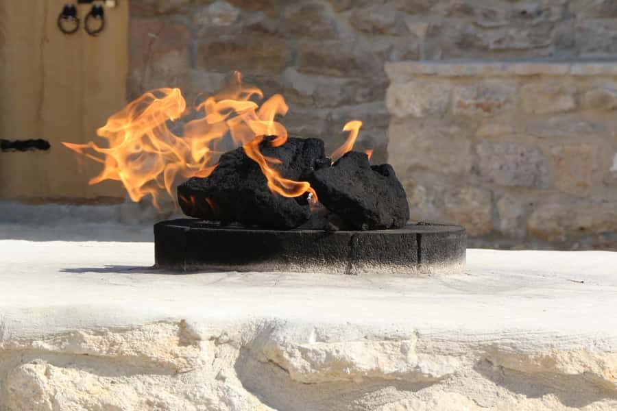 Baku: Burning Mountain & Zorastrian Temple Private Tour - Key Stops You’ll Actually Remember