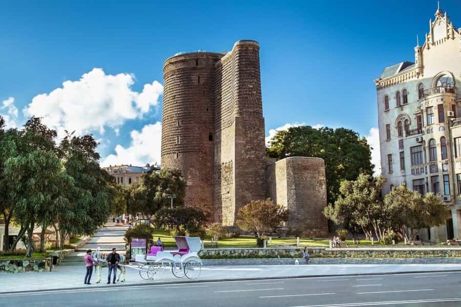 Baku City Group Tour - Three hours in Baku: how this highlights tour really feels