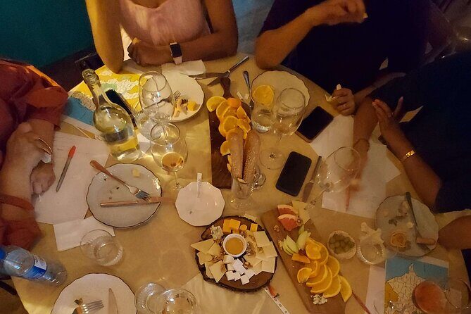 Baku City Guided Wine Tour (snacks included) - What you’ll actually taste: six types of local wine