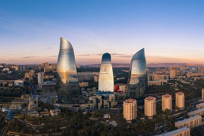 Baku City Tour - Baku Eye and Mini Venice on the Boulevard: views, then calm