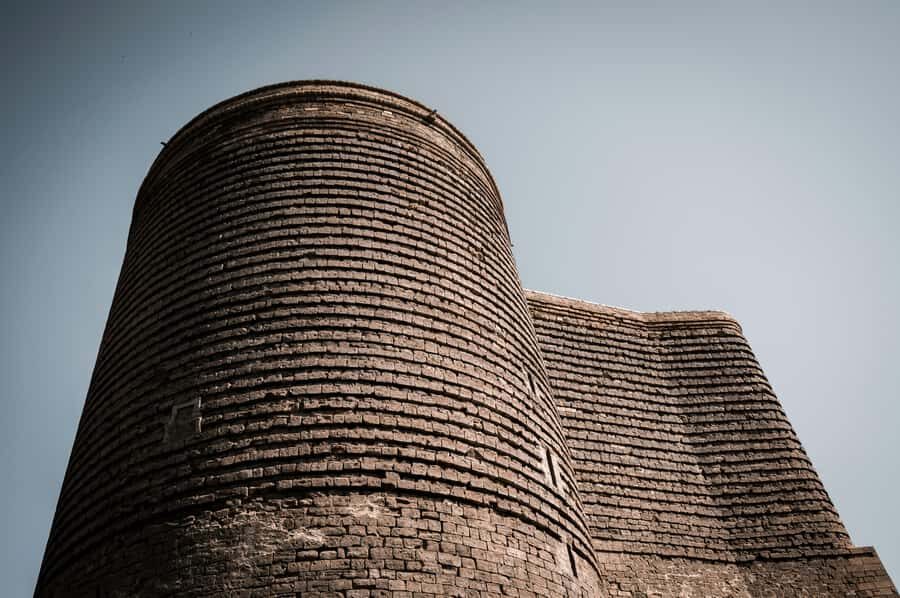 Baku City Tour: Explore the Heart of Azerbaijan - Baku Boulevard and Little Venice Boat Ride: Sea Air, Then Calm Water