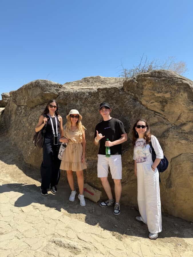 Baku: Gobustan/Absheron guided tour with lunch and tickets - Mud volcanoes and the specialized vehicle: the payoff is the terrain