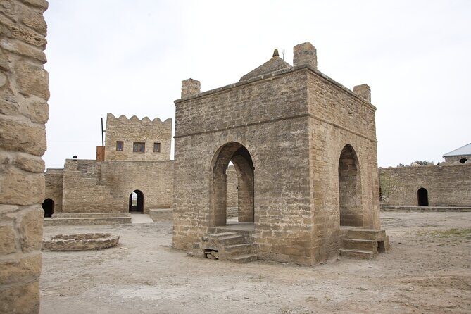 Baku Gobustan and Absheron guided tour + Free Airport Transfer - Bibi-Heybat Mosque: a short stop with real spiritual weight