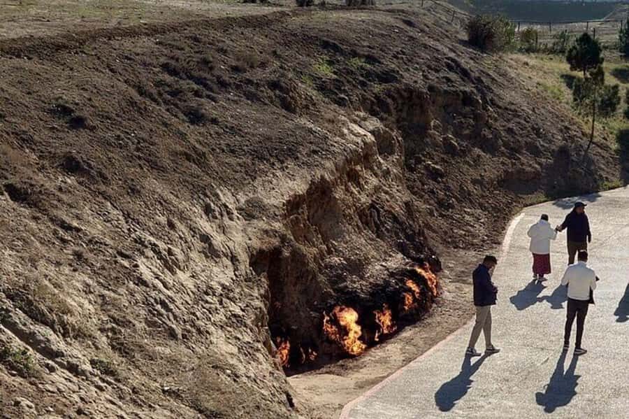 Baku: Gobustan, Mud Volcano, Fire Temple & Burning Mountain - Should You Book This Baku Tour?