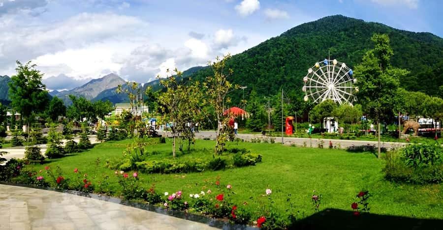 Baku: Guided Day Trip to Gabala with Hotel Pickup & Drop-off - Shamakhi’s Juma Mosque: the stop with real cultural weight