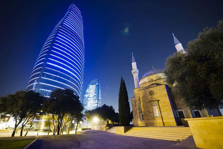 Baku Lights Night Tour with Hotel Pickup - Why a 2-Hour Baku Night Tour Works So Well