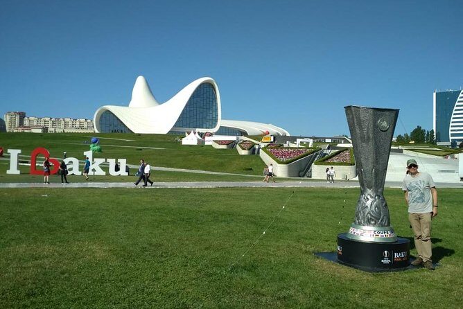 Baku Modern City & Old Town Private Tour - Carpet Museum, Flame Towers, and Highland Park: Three Modern-Baku Perspectives