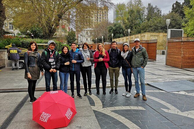 Baku Oil Heritage & Old Town Walking Tour - Saadet Sarayi: a love story turned into a marriage registry