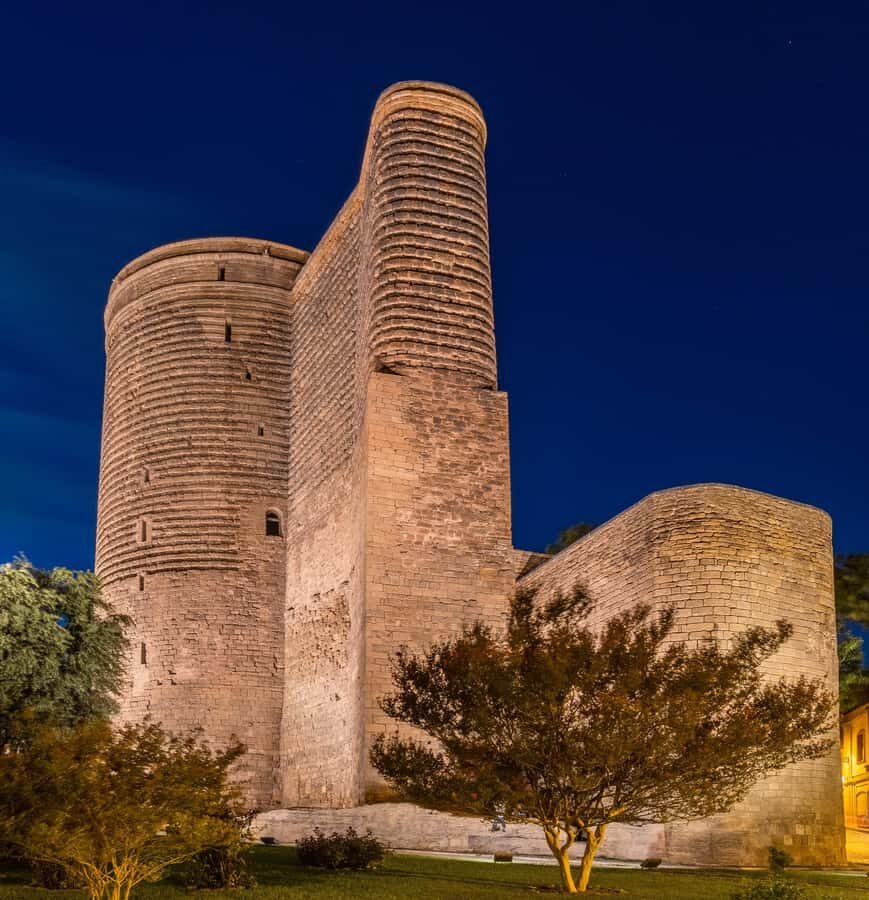 Baku: Old City Guided Walking Tour - Bazar Square and Arcades: Where the Old City Still Works