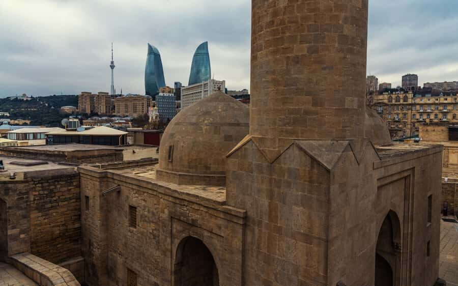 Baku Old City Tour by Heritage Travel - Starting at Qoşa Qala Qapısı: where your Old City Tour begins