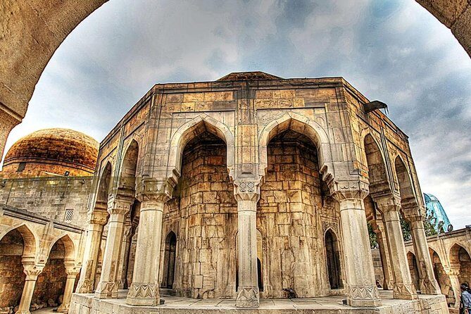 Baku: Old City Walking Tour - Starting at Fountain Square: Your Low-Stress First Step in Baku