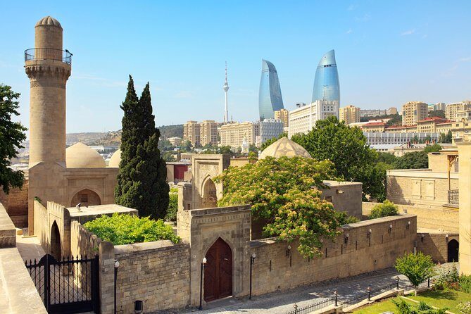 Baku: Old City Walking Tour - Palace of the Shirvanshahs: Where Architecture Meets Everyday Souvenirs