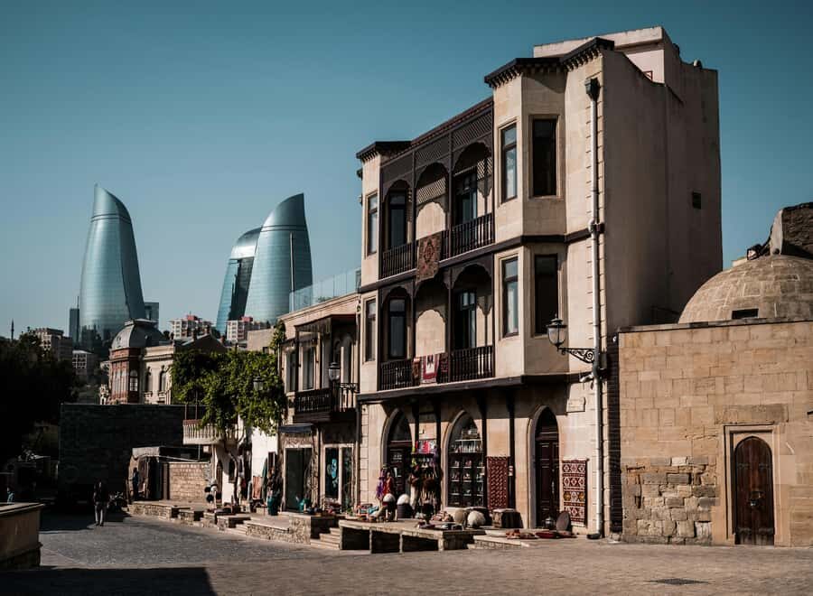 Baku Old City Wonders: A Walking Tour Through Time - Juma Mosque: One of the Region’s Oldest Spiritual Centers