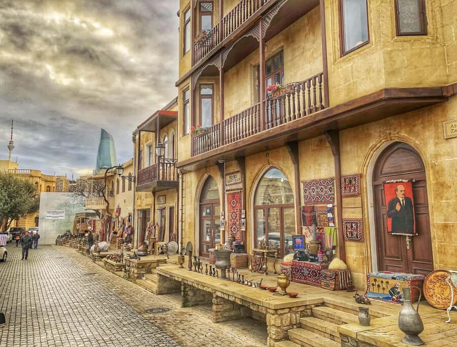 Baku Old Town Walking Tour - Key highlights worth planning around