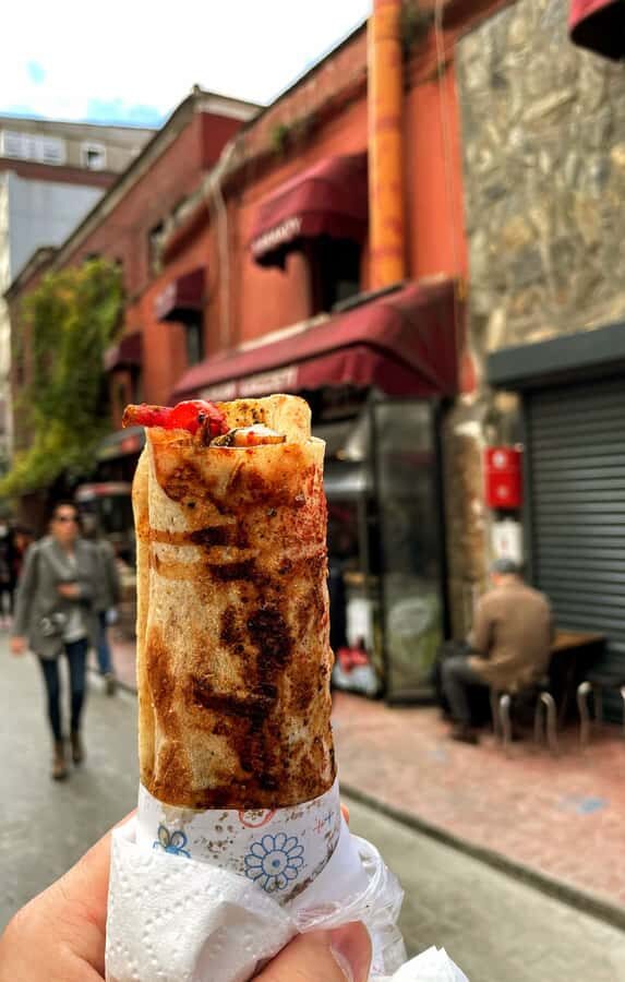 Baku Street Food Tour - The 3-hour flow: how your guide moves you through food stops