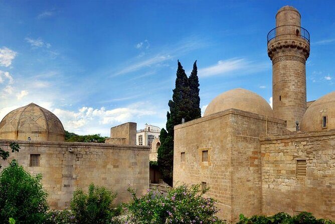 Baku Walking Tour (Old City) - Juma Mosque and the Chinese Mosque: Two Major Sites in One Neighborhood