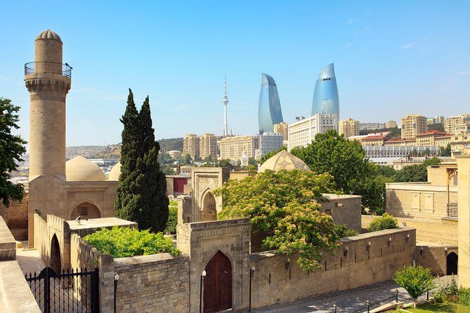 BAKU WALKING tour with the best STREET FOOD and DRINK tasting - What you’re actually getting for the $29.99 price