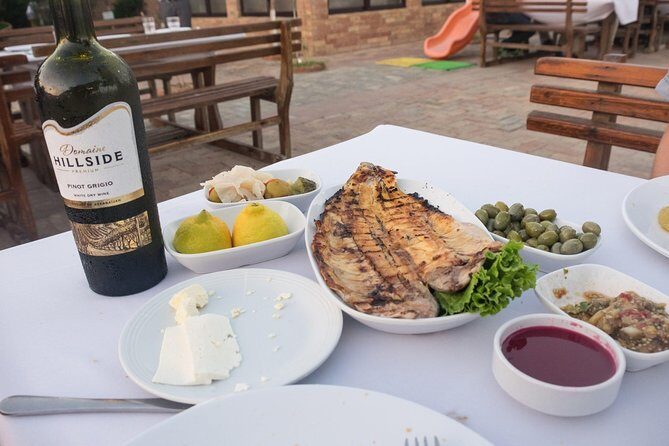 Baku Wine Crawl for Small Groups - What you’ll taste: reds, whites, and the pomegranate wine angle