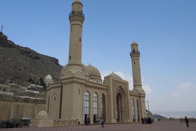 BEST Gobustan, Volcanoes & Absheron Fire Tour (Group or Private) - Surakhany lunch stop: buffet-style food and a practical budget
