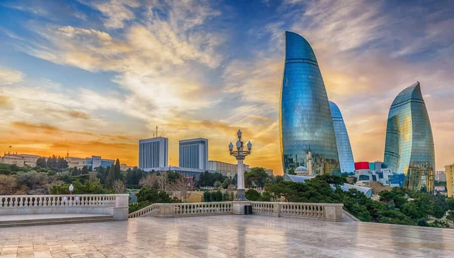Best of Baku: 4-Hour City Tour Historic and Modern Landmarks - The Baku Funicular and the Blue Mosque: architecture you can actually see