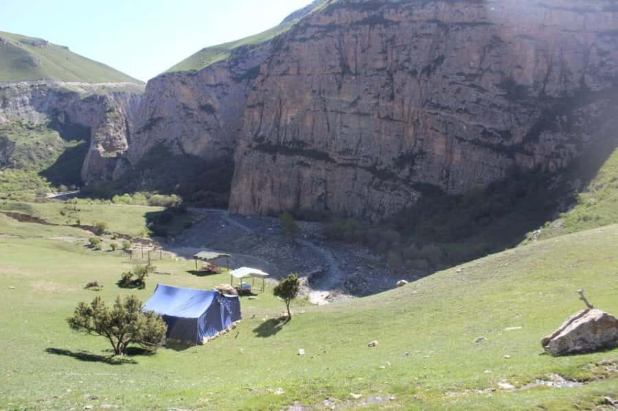 Candy Mountains - Guba - Khinaliq Guided Full Day Tour - Khizi District photo stop: Candy Mountains and first big views