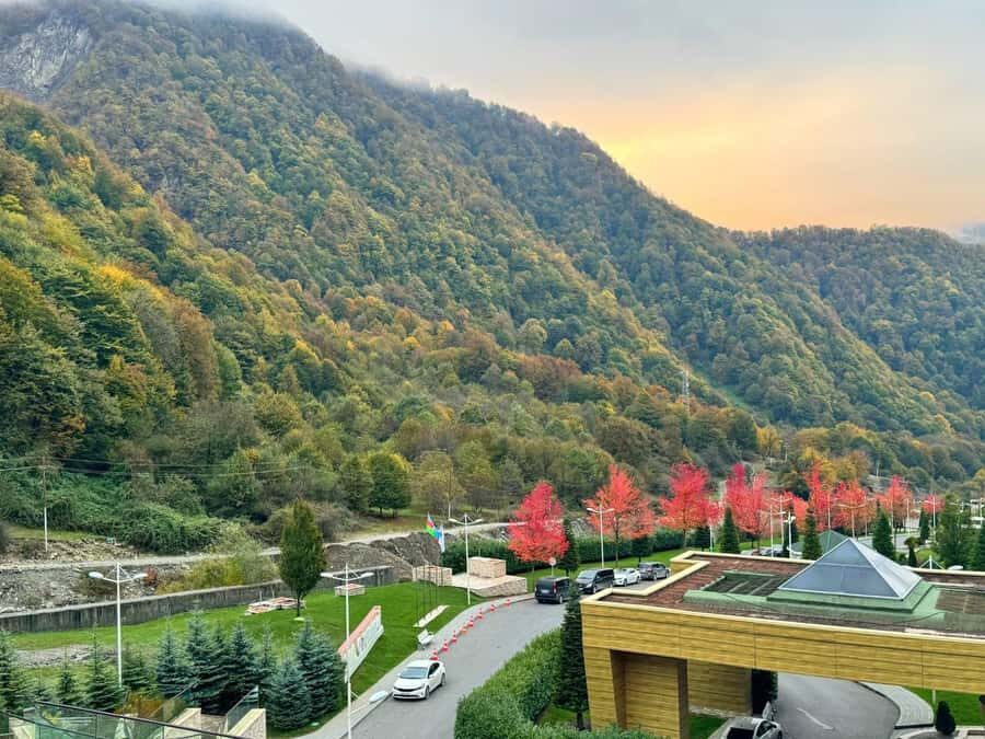 From Baku: Gabala and Shamakhi Tour (Free Baku City Tour) - Essenso Lavanda Sahesi: a sweet photo break with a seasonal catch