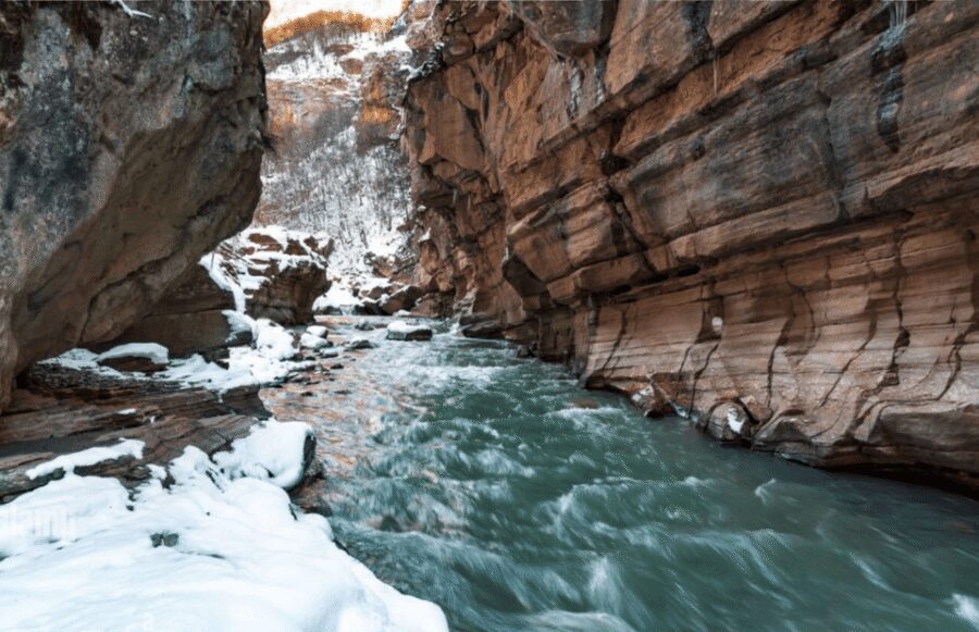From Baku: Guba-Khinalig Day Trip - Qudyalchay Canyon: Big Rocks, Clear Streams, and a Proper Walk