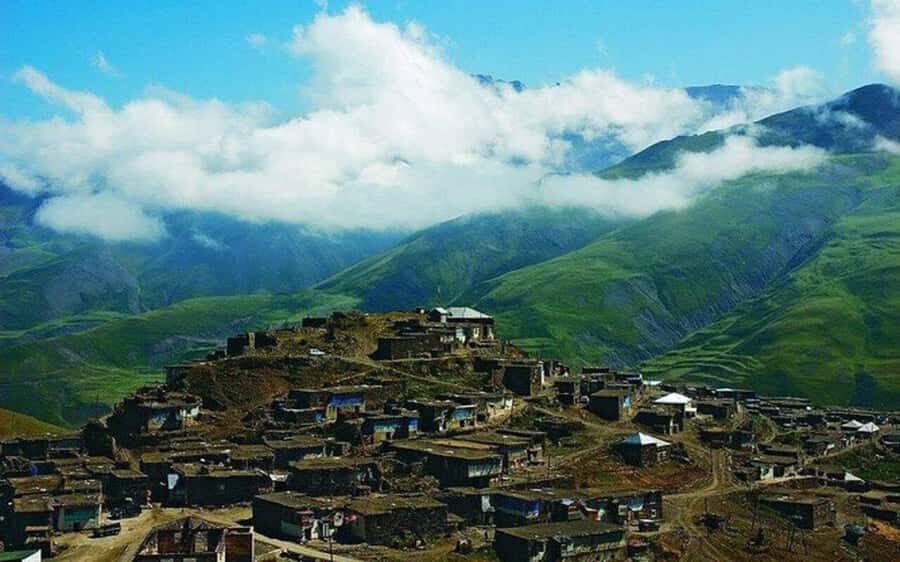 From Baku: Guba-Khinalig Day Trip - Gachrash Forest: Autumn Air, Wildlife Energy, and Easy Walking