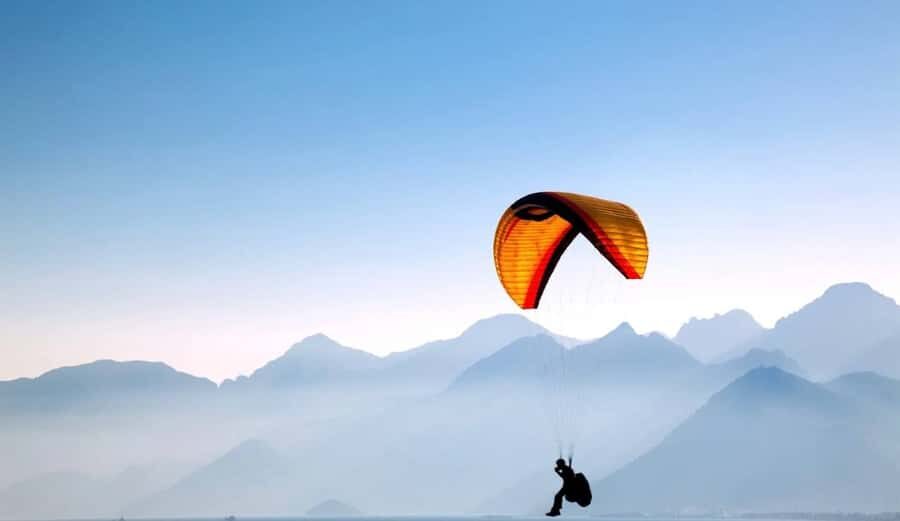 From Baku: Paragliding Tour - Soaring Over Golden Sands And Sparkling Water: What the Flight Really Delivers