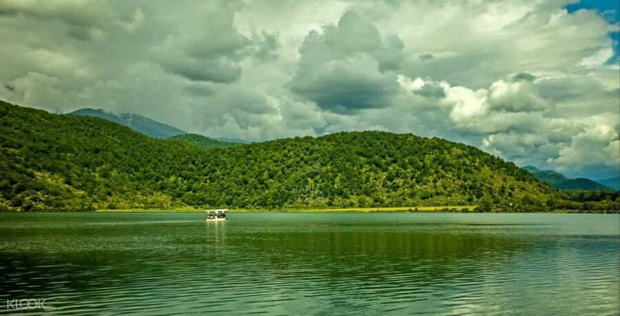 From Baku: Shamakhi and Gabala scenic tour - Nohur Lake: high mountains, quiet water, and a view that slows you down