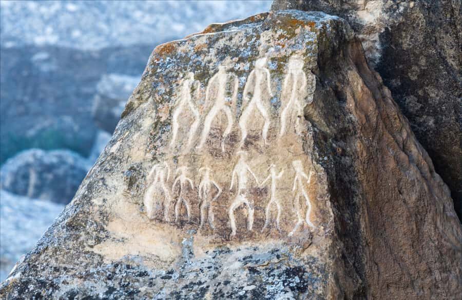 From Baku: Yanar Dag, Gobustan and Absheron Day Trip - What the guides add: Murad’s humor and Yusif’s detail