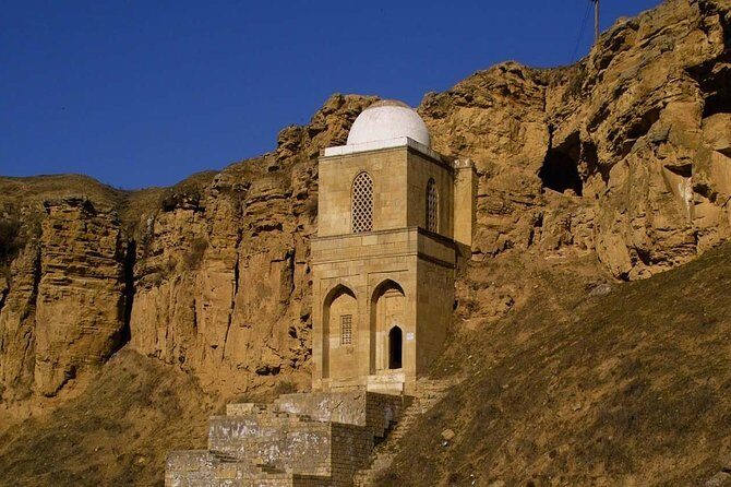 Full Day Guided Tour of Shamakhi and Gabala - Juma Mosque in Shamakhi: The Oldest Mosque Stop on Your Route