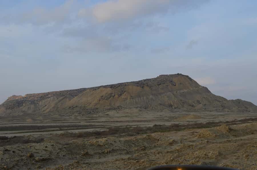 Gobustan, Mud Volcano, Burning Land and Fire Temple Tour - Gobustan National Park Museum: Rock Art You Can Read Fast