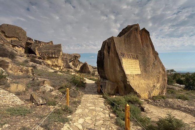 Gobustan, Mud Volcano, Burning Mountain and Fire Temple Tour - Gobustan Rock Art: Ravine Land and Stone-Age Stories
