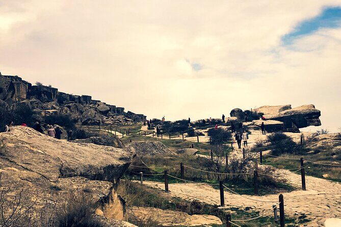 Gobustan Rock Art and Mud volcanoes PRIVATE TOUR - Stop 1: Gobustan Rock Art and the museum context you’ll use later