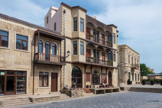Half-Day Baku Private Walking Tour with Pickup - Stop 5: Nizami Street (Targovy) and the Azerbaijan State Opera and Ballet Theater
