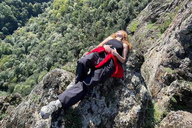 Hiking to Mystic Nisagala Canyon - Transport and timing: mountain car + air-conditioned vehicle