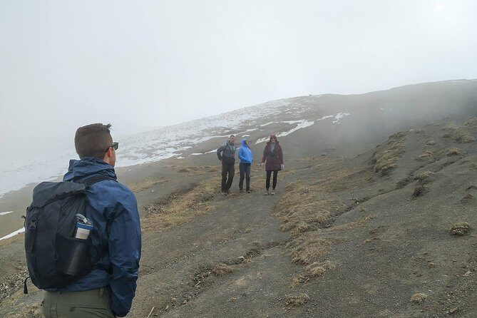 Khinalig - Gleykhudat 1 day hiking tour - Lunch and local hospitality: where the day gets human