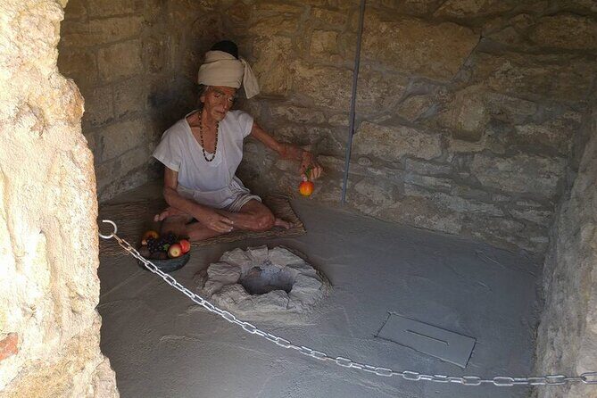 Mystic Ateshgah and Yanar Dag Tour - How the guide changes the experience (and why it matters)