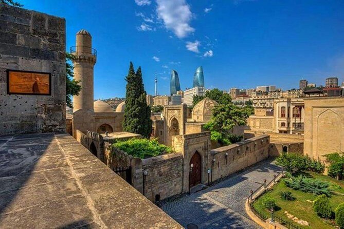 Old and Modern Baku City Private Tour - Baku Boulevard: Oil-Baron Seafront History in a Long Walk