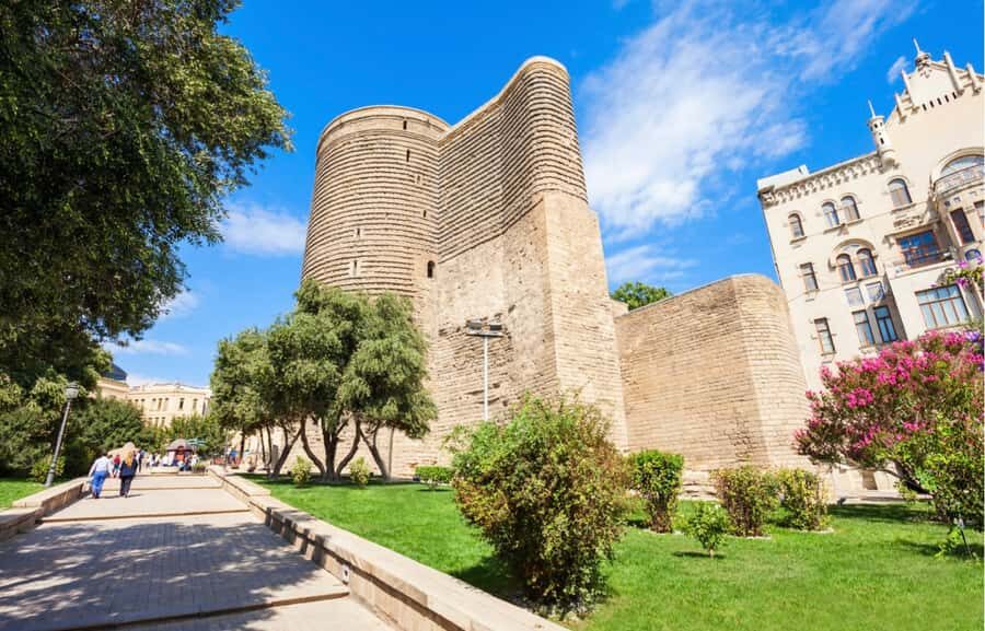 Old and Modern Baku City Tour - Should You Book the Old and Modern Baku City Tour?