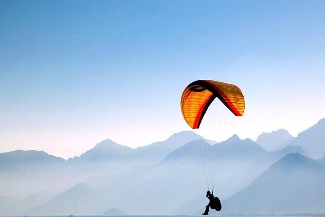 Paragliding Tour Baku - Getting ready at the mountain: briefing, nerves, and the first seconds