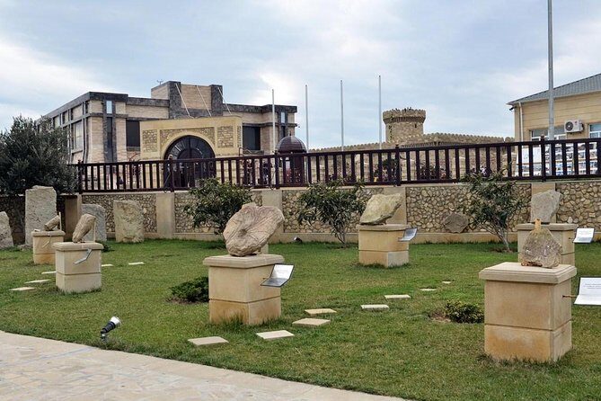 Private Absheron Peninsula Atesgah Temple & Fire Mountain - Your guide: why Habil’s style matters on this route