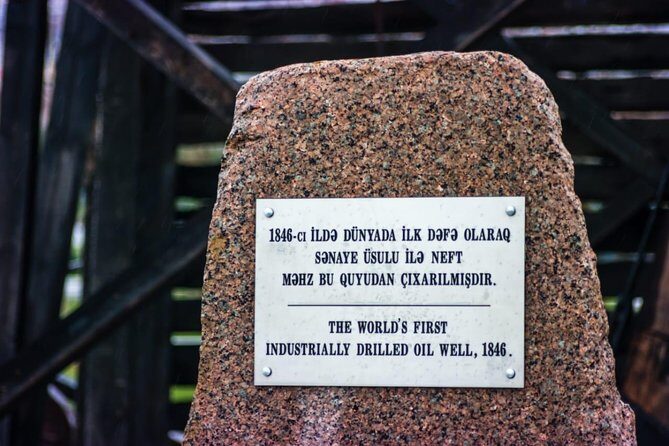 Private Gobustan - Absheron Tour - Baku Boulevard: oil history in a seaside stroll